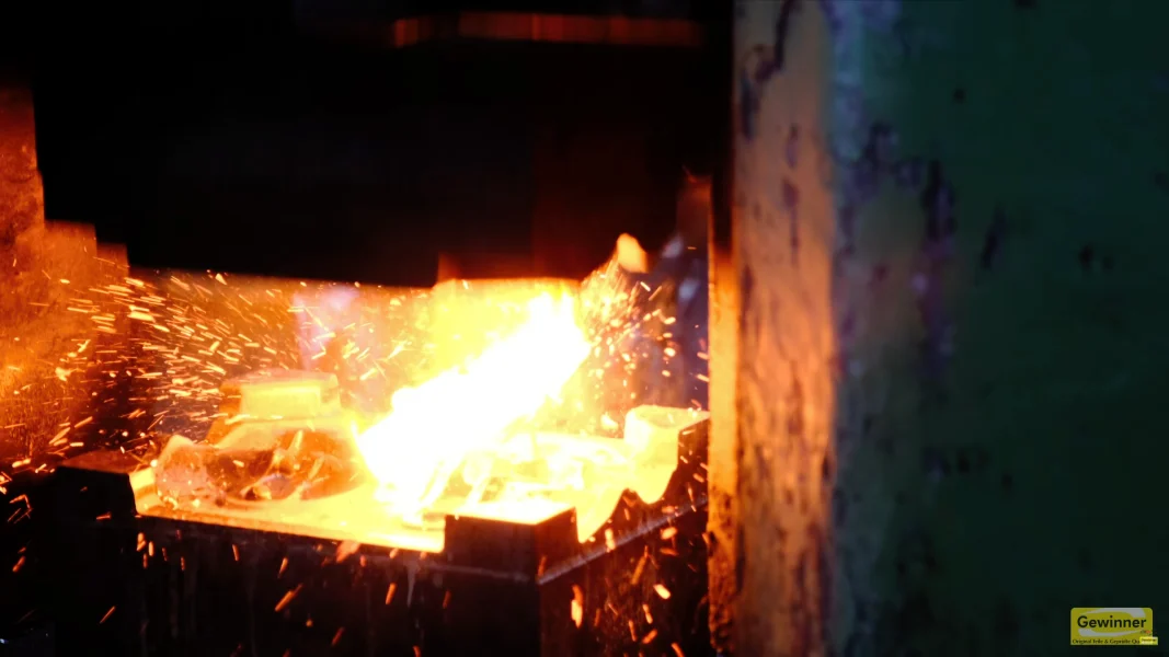 Gewinner Sıcak Dövme Hattı 1